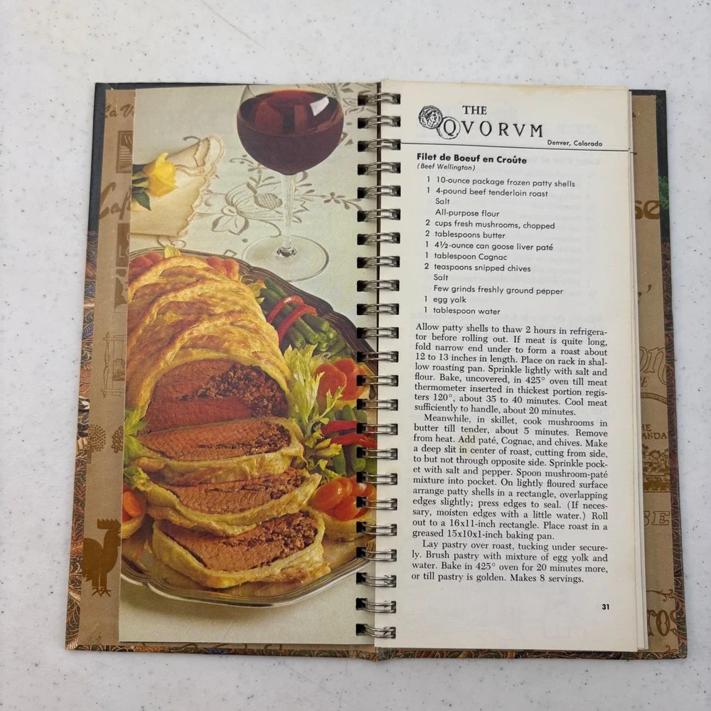VTG Benson & Hedges 2 Cookbooks 100‎ Recipes from Great American Restaurants